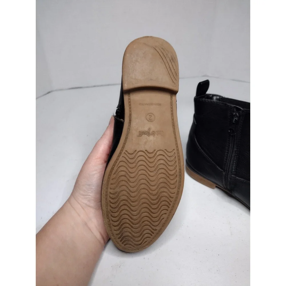 Cat and‎ Jack Kids Black Faux Leather Chelsea Boots Side Zip Size 2